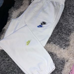 Nike logo sweatpants never worn without tags